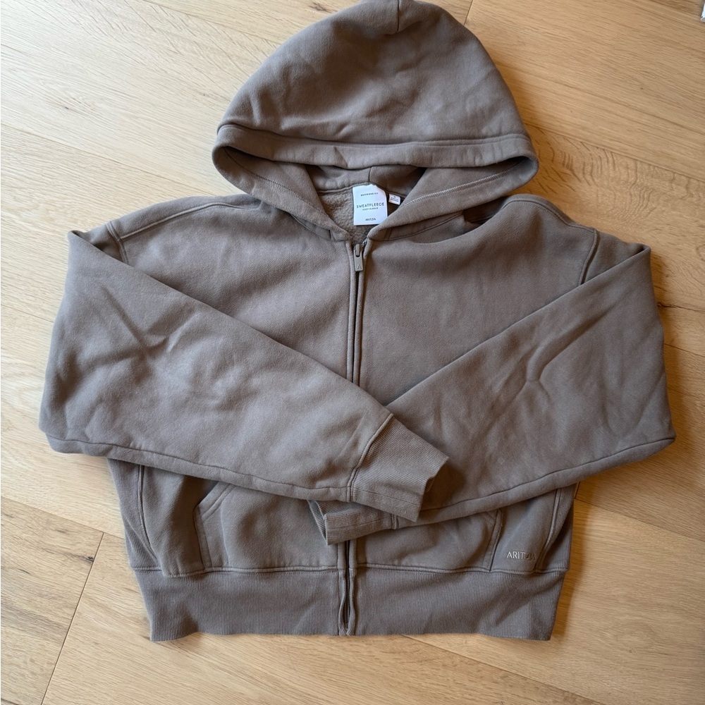 Aritzia Cropped MegaFleece zip up hoodie